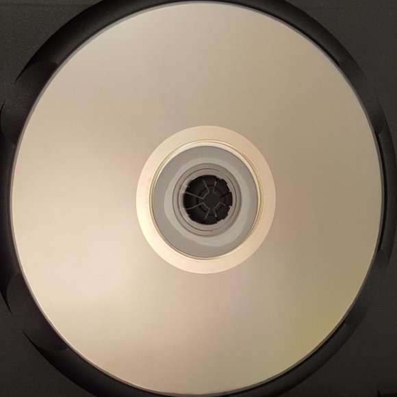 TAKEN DVD Widescreen 2009 Europa Corp & M6 Films & Grive Used - Picture 5 of 9